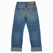 Carica l&#39;immagine nel visualizzatore di Gallery, Diesel jeans bambina con rotture J00800

