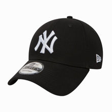 Carica l&#39;immagine nel visualizzatore di Gallery, New Era cappellino 9FORTY NY Yankees nero/bianco
